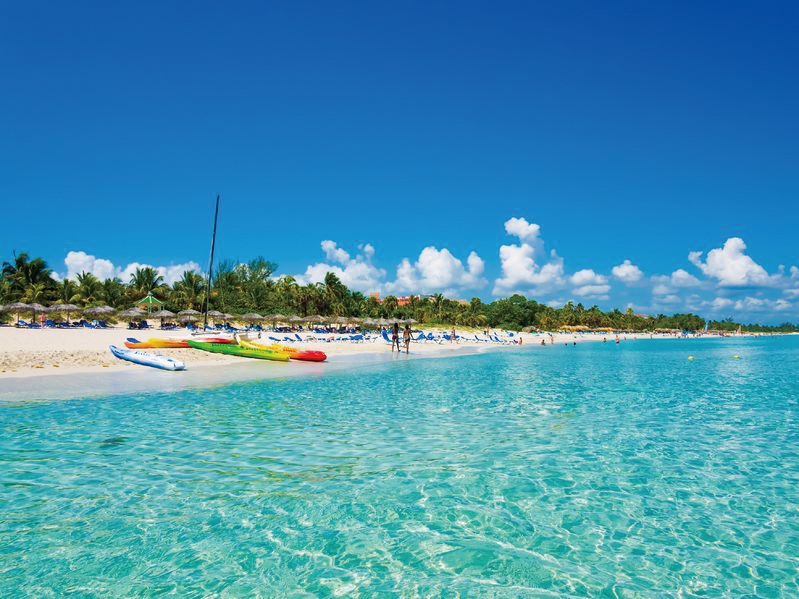 キューバで人気のビーチ　バラデロ